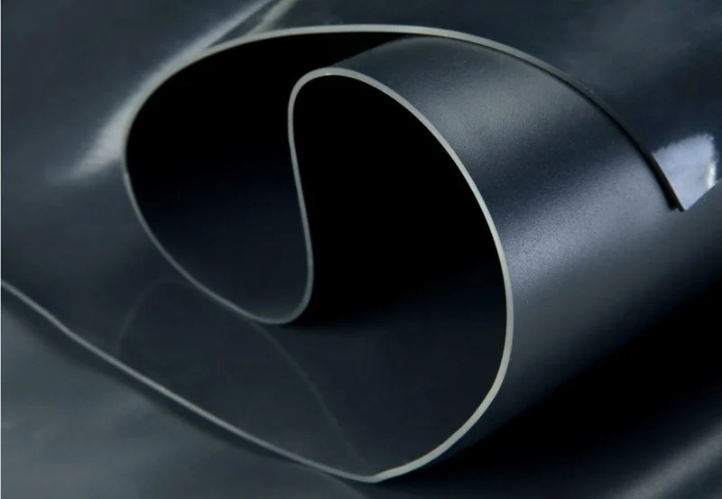 Геоспан М — гладкая HDPE-геомембрана